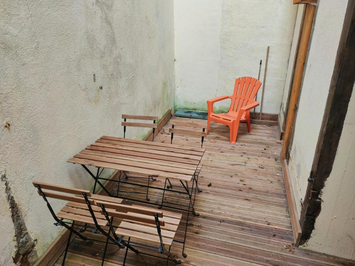 Patio Cosy Lägenhet Thizy-les-Bourgs Exteriör bild